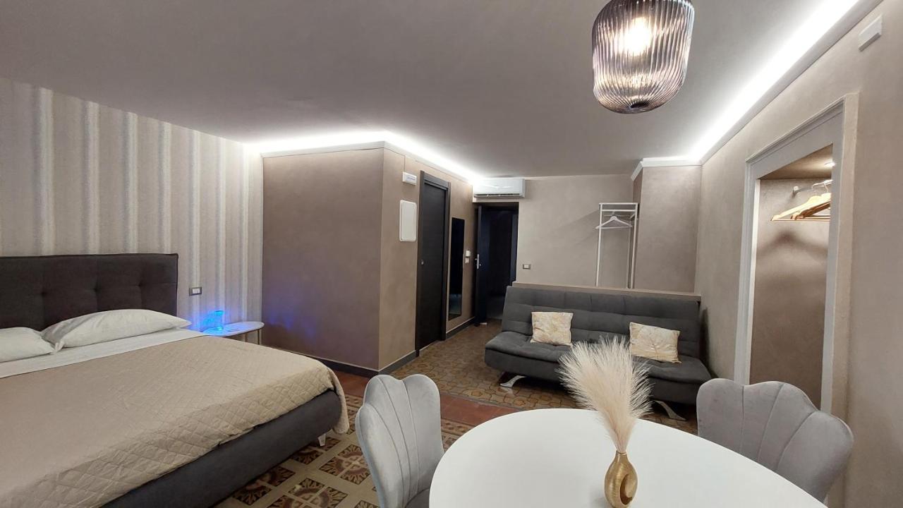 I 3 Principi, Garibaldi Suites Катания Екстериор снимка