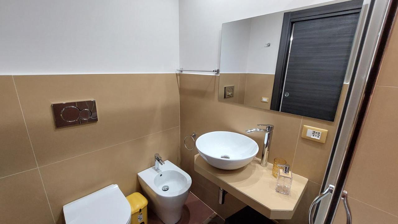 I 3 Principi, Garibaldi Suites Катания Екстериор снимка